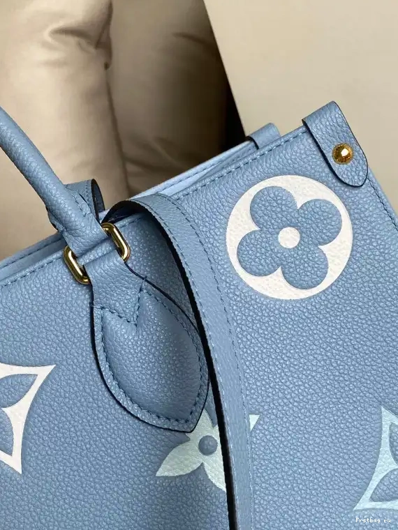 First bag ru VUITTON MM LOUIS ONTHEGO 0529